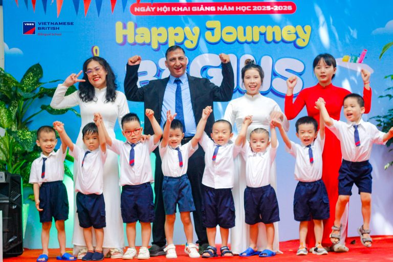 A HAPPY SCHOOL YEAR AT VBBS – HẠNH PHÚC LÀ NỀN TẢNG TƯƠNG LAI (VBBS BÌNH THỚI)