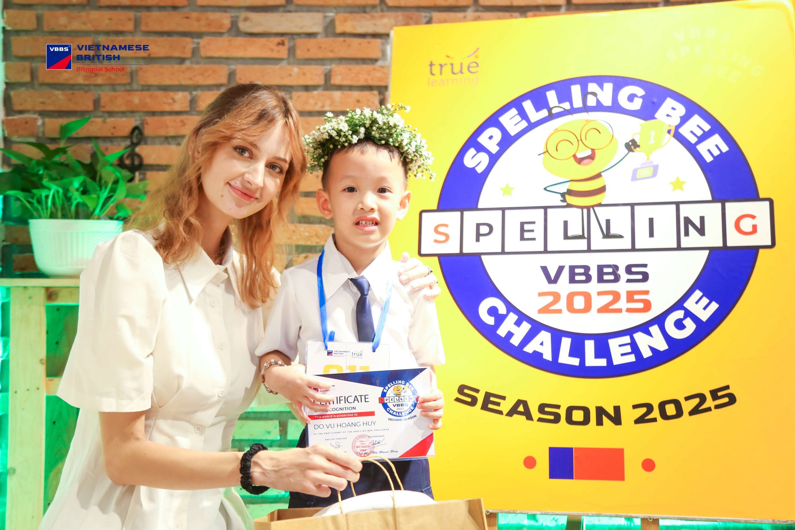 Spelling Bee @ VBBS Tân Phú – Sân chơi tiếng Anh đầy hứng khởi giúp trẻ tự tin, phát âm chuẩn và yêu thích học tiếng Anh ngay từ tuổi mầm non.